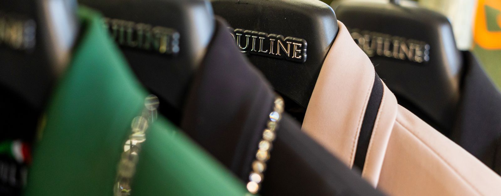 Wedstrijdjasjes Equiline zelf samenstellen