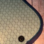 Mattes dressuur dekje olijf groen zwart